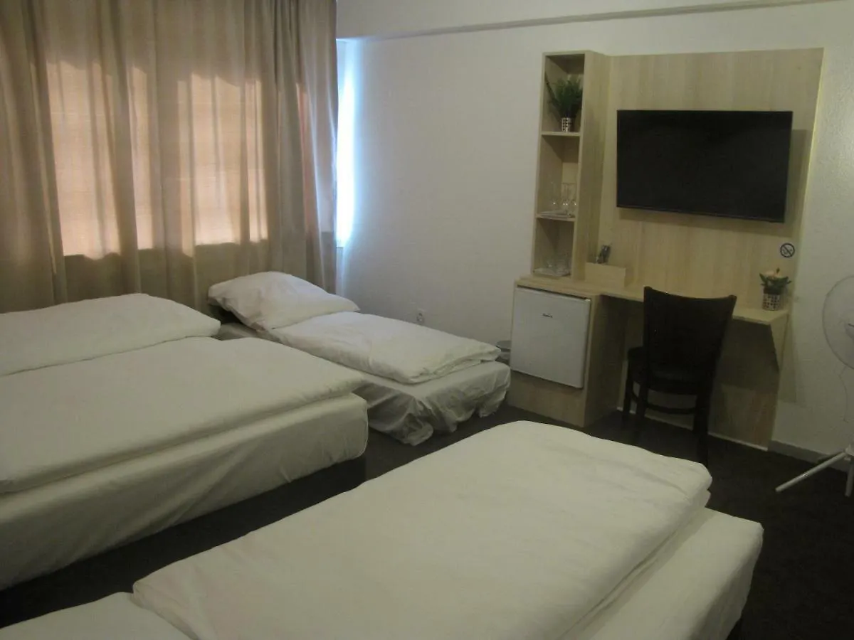 Milano Hotel Hamburg-Harburg 3*,